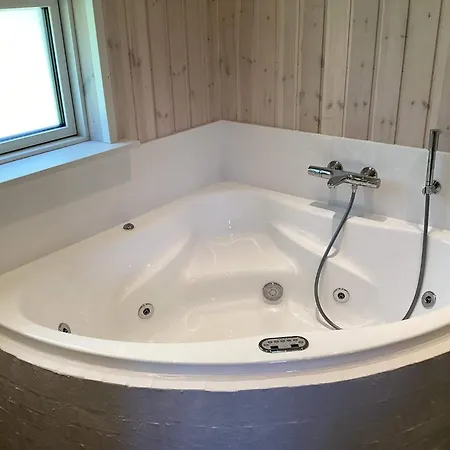 Hébergement de vacances 8 Person In Hals-by Traum *